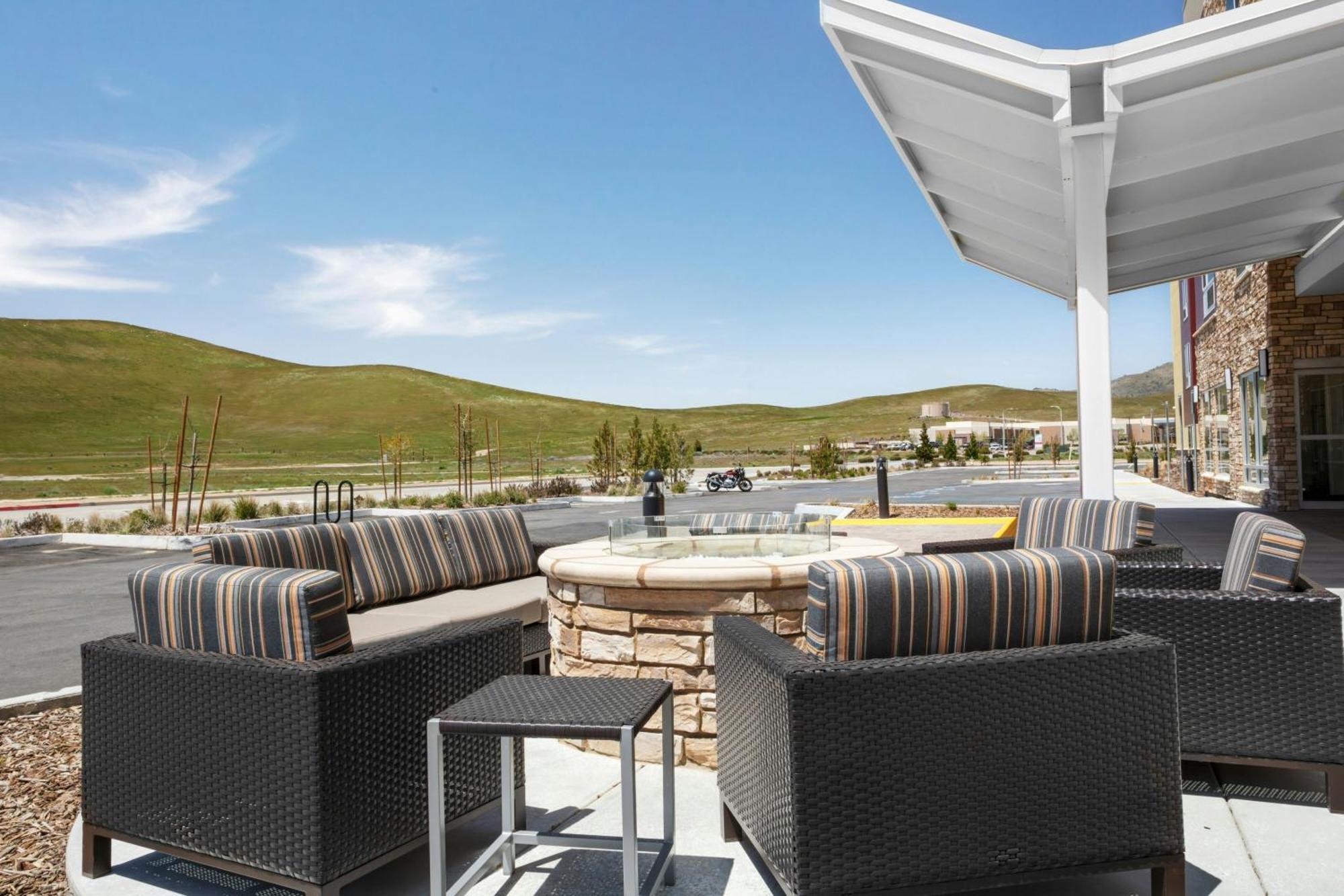 Towneplace Suites By Marriott Tehachapi Exterior foto